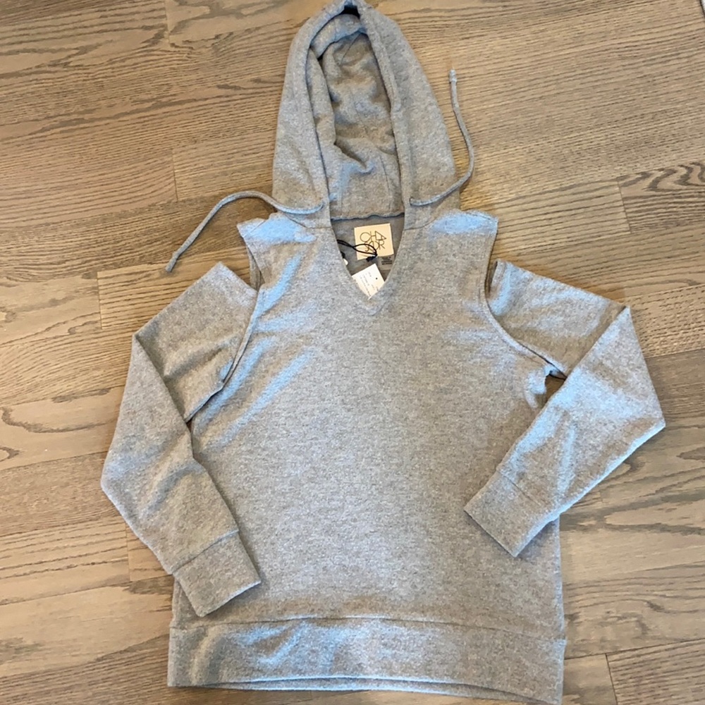 NWT Chasor Women’s Cold Shoulder Cozy Hoodie